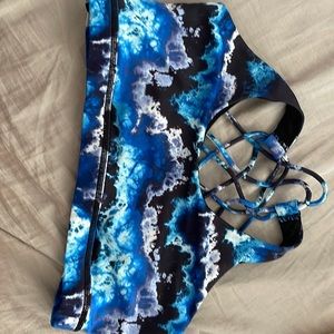 CVG sports bra size large